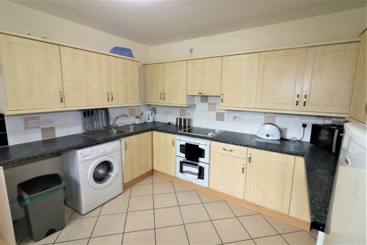בירקנהד Marley Mansion Apartments - Borough מראה חיצוני תמונה