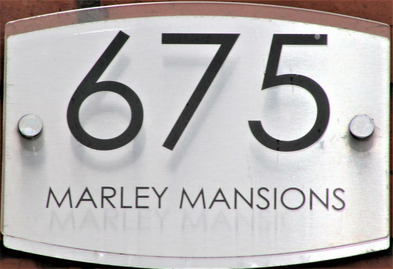 בירקנהד Marley Mansion Apartments - Borough מראה חיצוני תמונה
