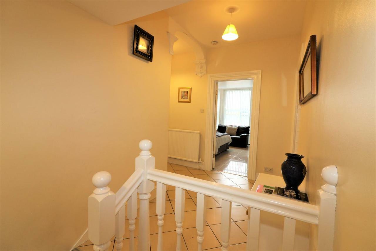 בירקנהד Marley Mansion Apartments - Borough מראה חיצוני תמונה