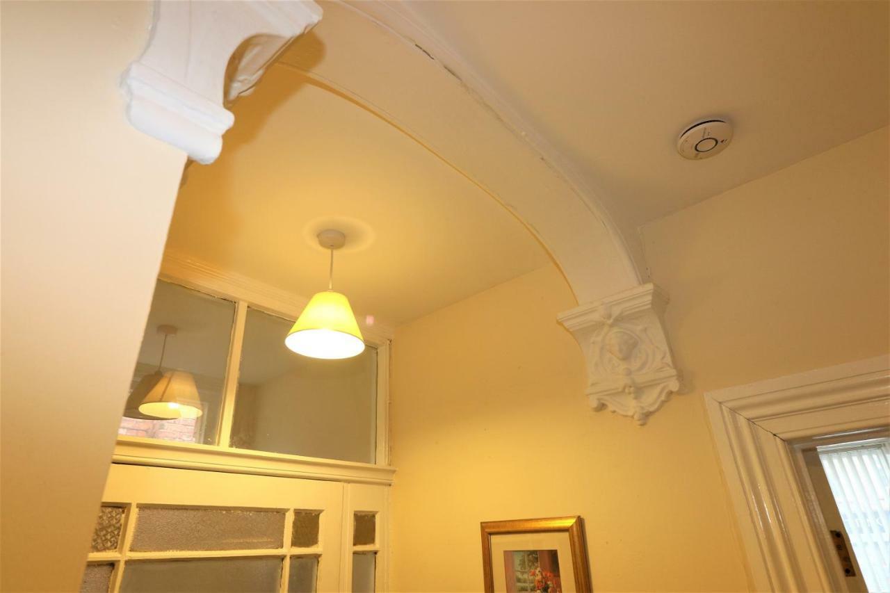 בירקנהד Marley Mansion Apartments - Borough מראה חיצוני תמונה